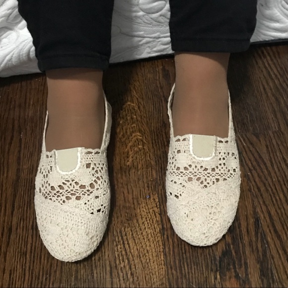 Flats - Picture 2 of 4